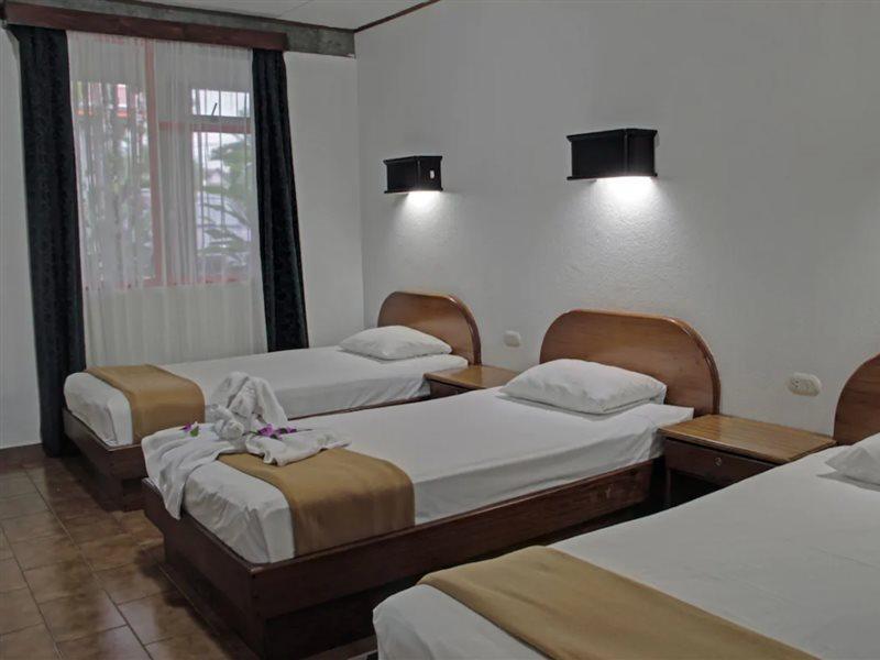 San Bosco Inn La Fortuna Extérieur photo