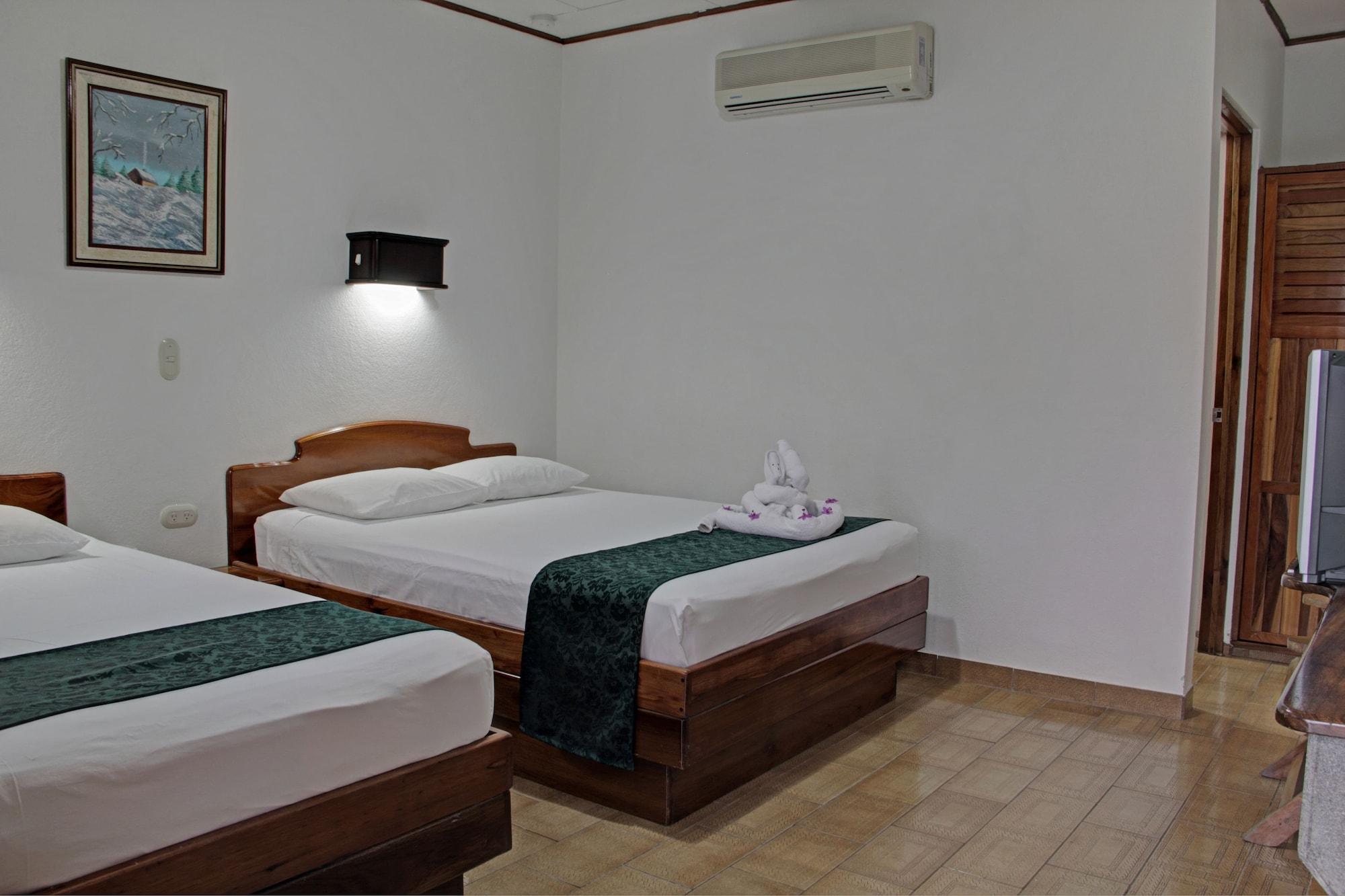 San Bosco Inn La Fortuna Extérieur photo