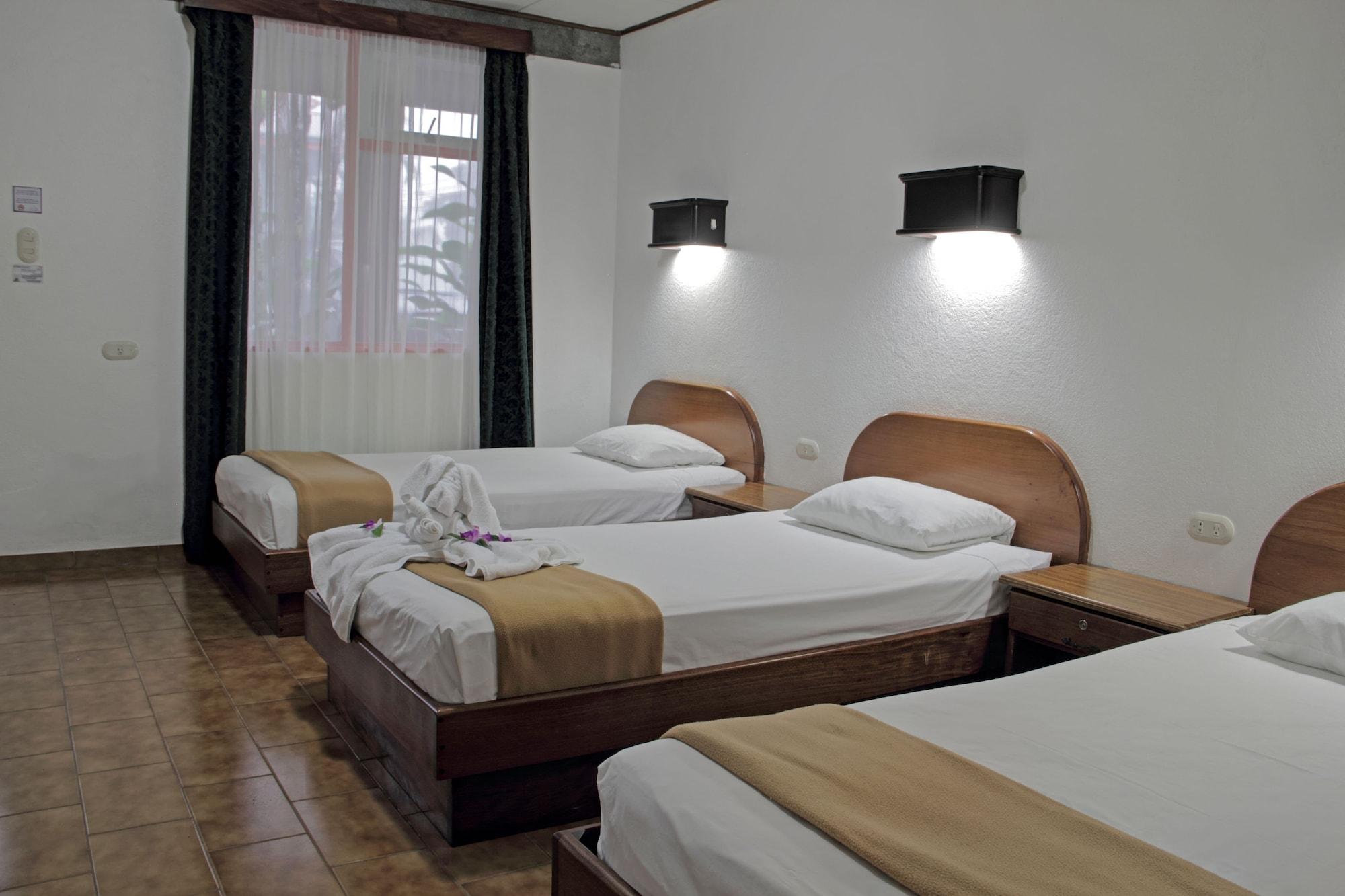 San Bosco Inn La Fortuna Extérieur photo