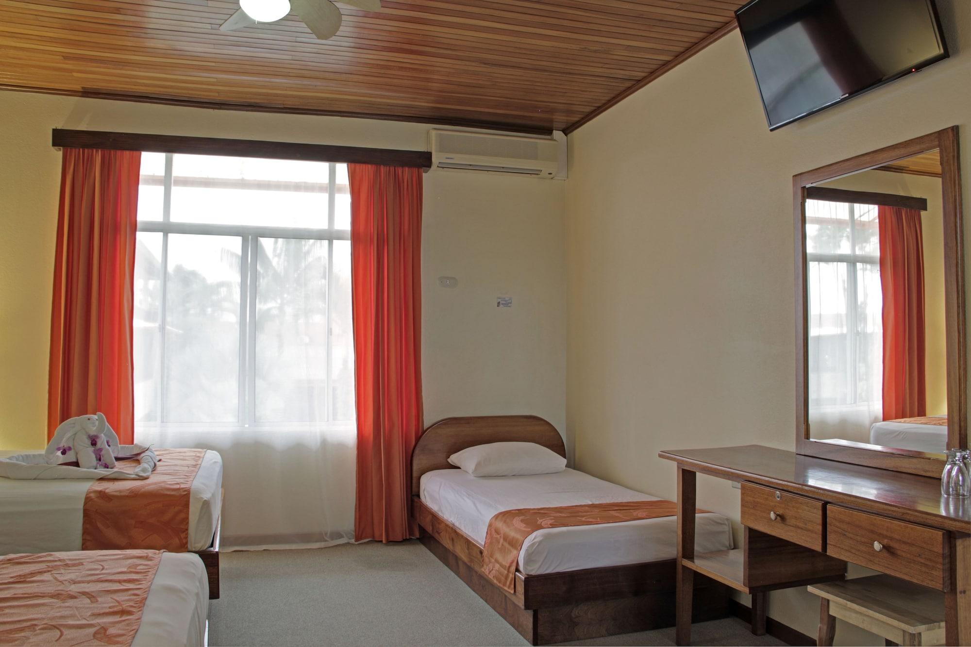 San Bosco Inn La Fortuna Extérieur photo