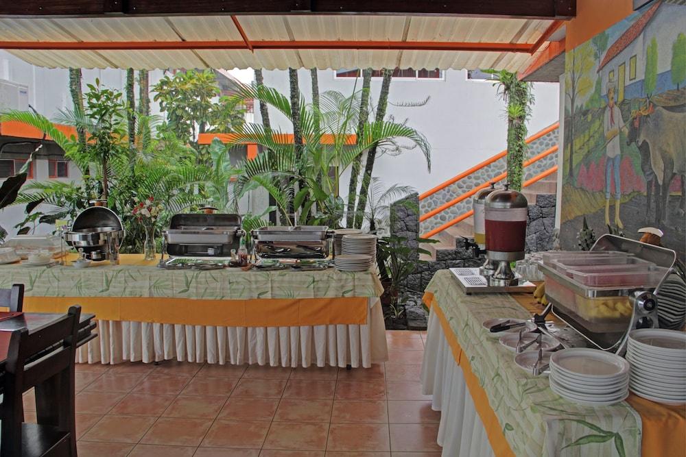 San Bosco Inn La Fortuna Extérieur photo