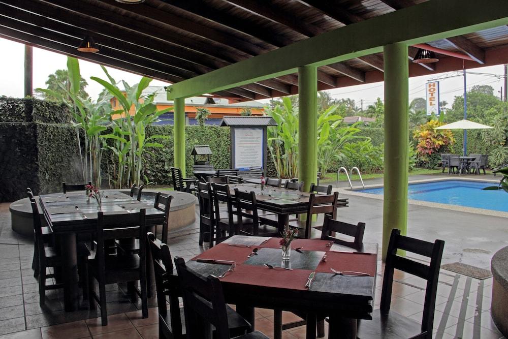 San Bosco Inn La Fortuna Extérieur photo