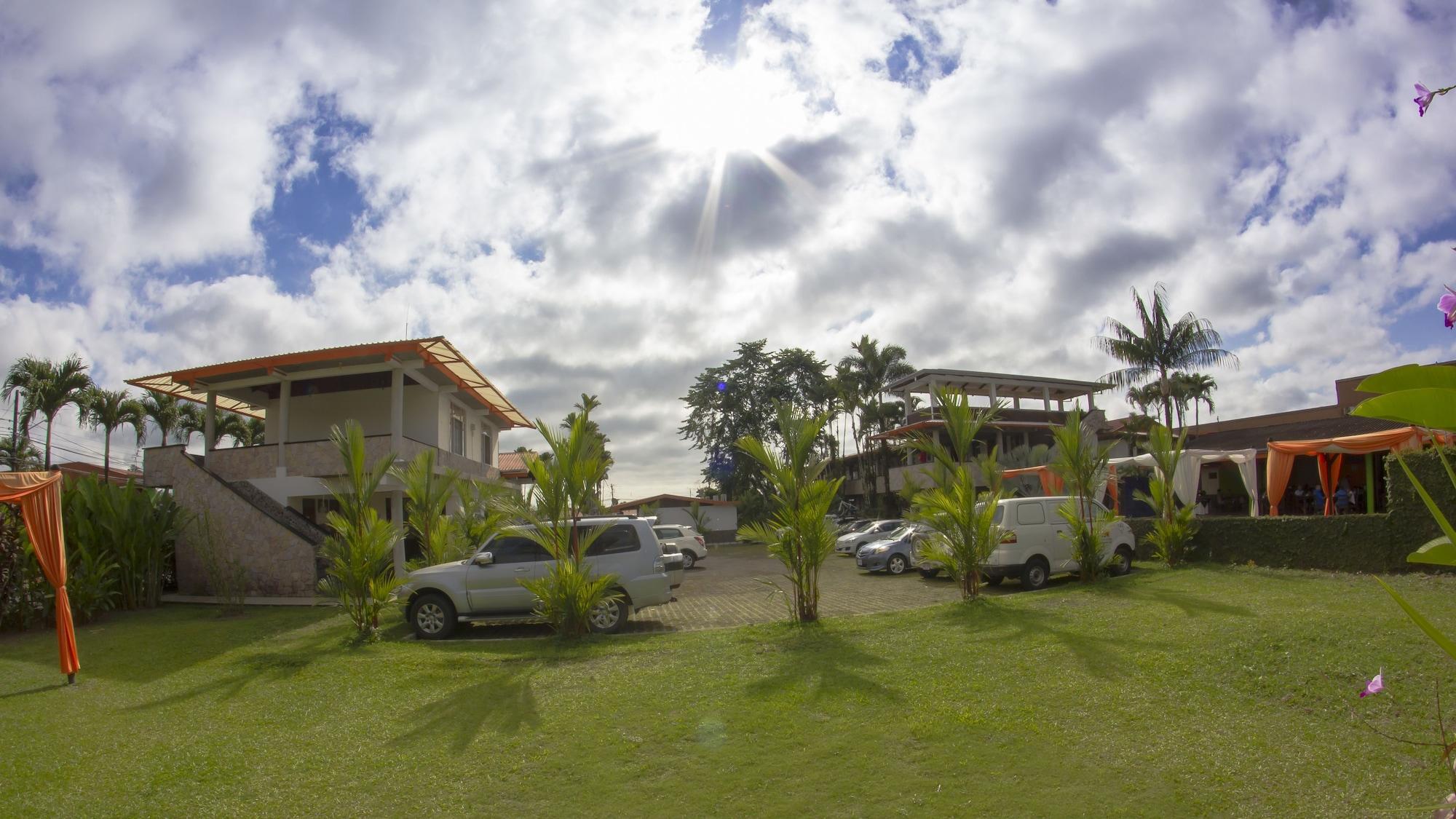 San Bosco Inn La Fortuna Extérieur photo